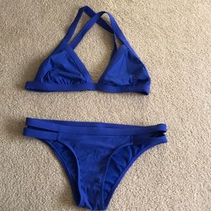 Blue ribbed target bikini top